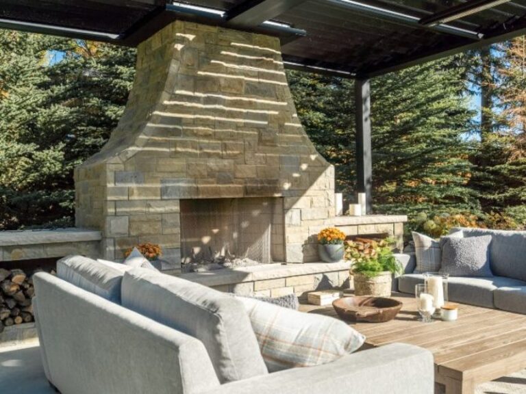 Ten Reasons To Design Your Backyard in the Winter