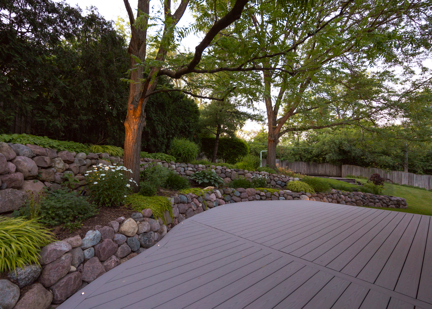 Curved and custom deck design by Ace of Decks