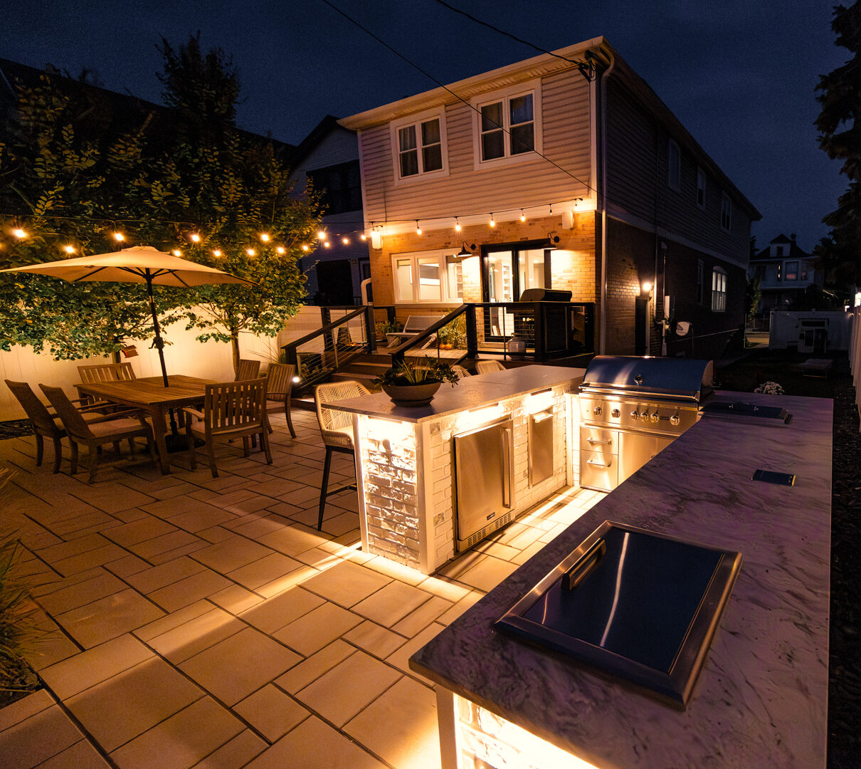 Motorized retractable screens